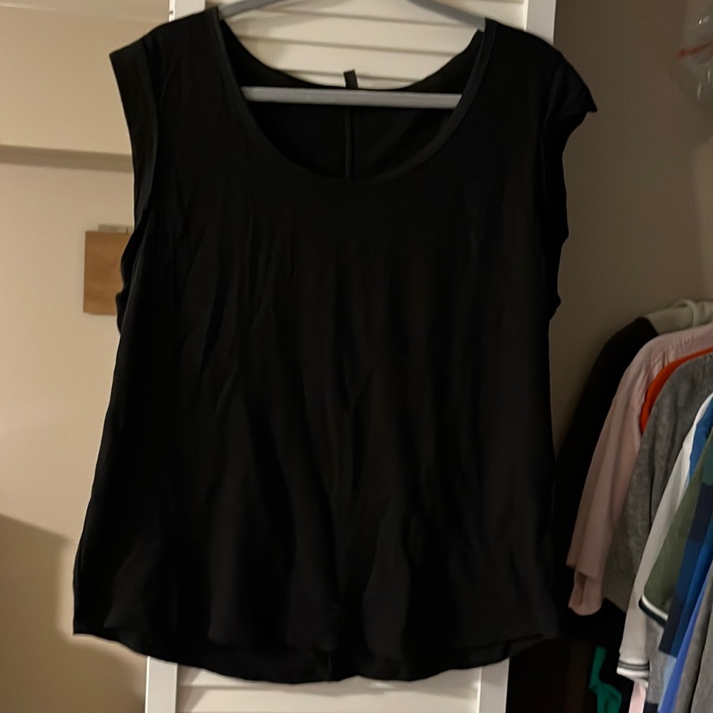 White House black market top